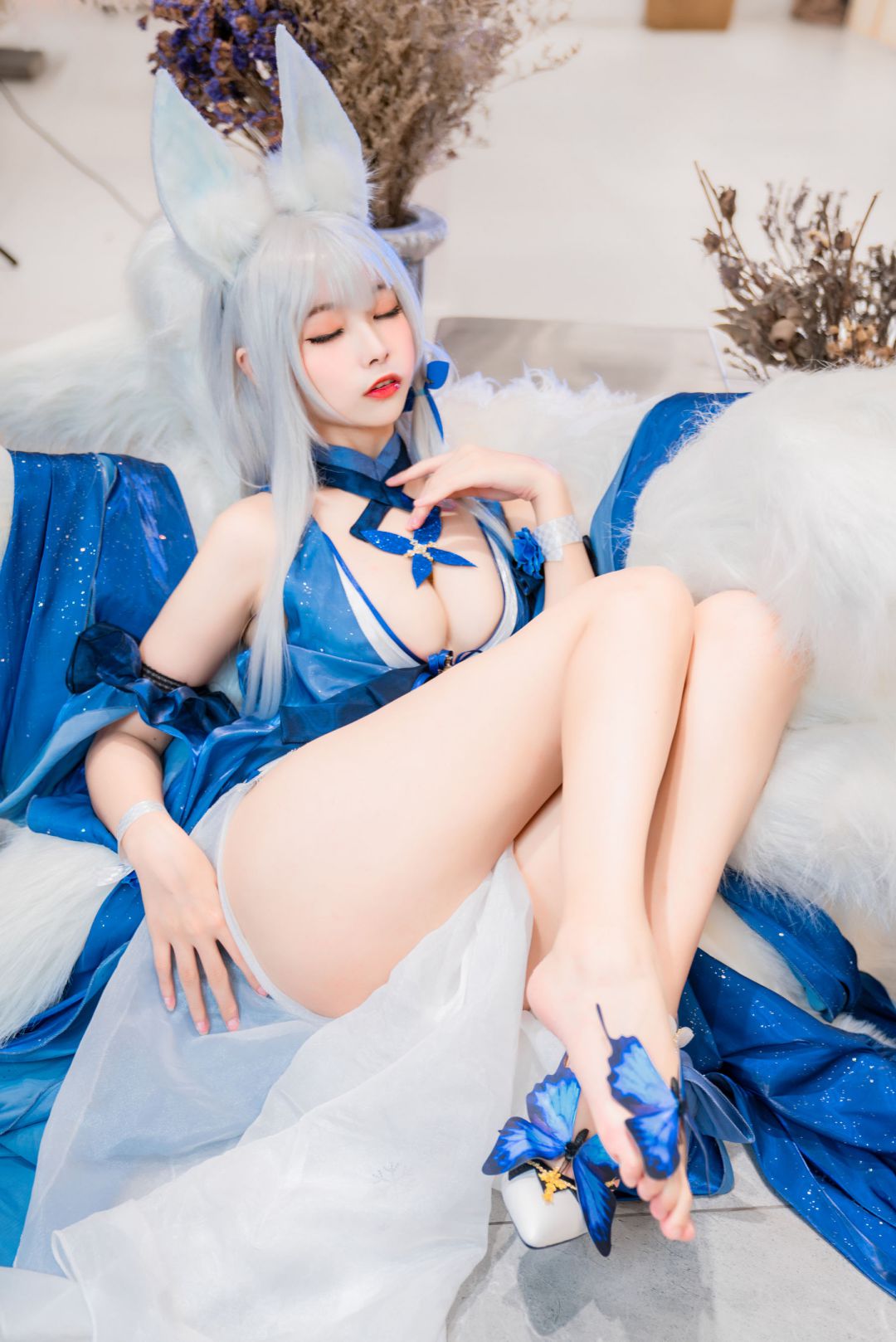 [COS写真]微博妹子Momoko葵葵–信浓礼服插图1